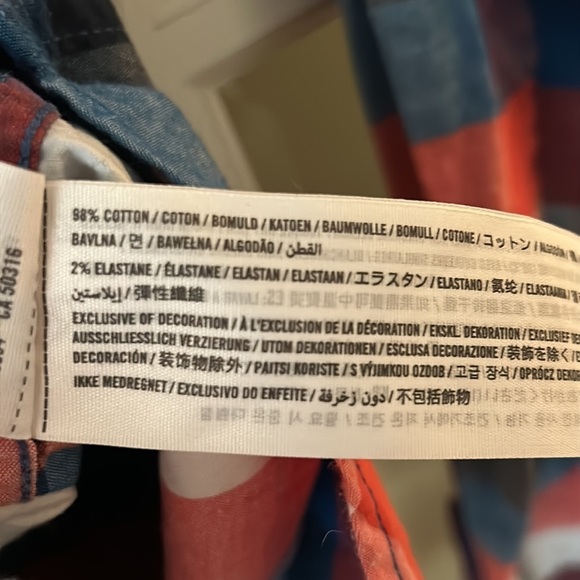 Hollister men’s size XS epic flex, stretch red blue & white plaid shirt - Picture 3 of 5